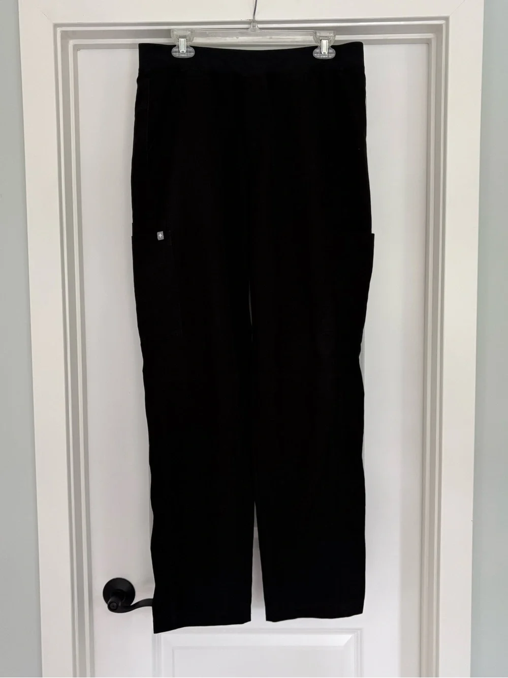 Figs Men’s Axim Cargo scrub Pants L Tall
